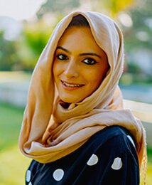 Samara Ryagul Blogger
